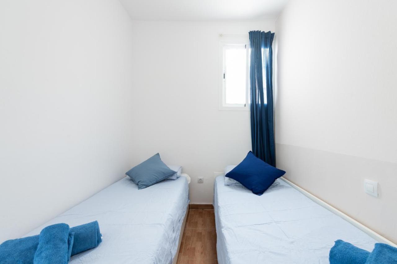 Charming 2 Apartment, 3 Beds-10 Min Walk To Canteras Appartement