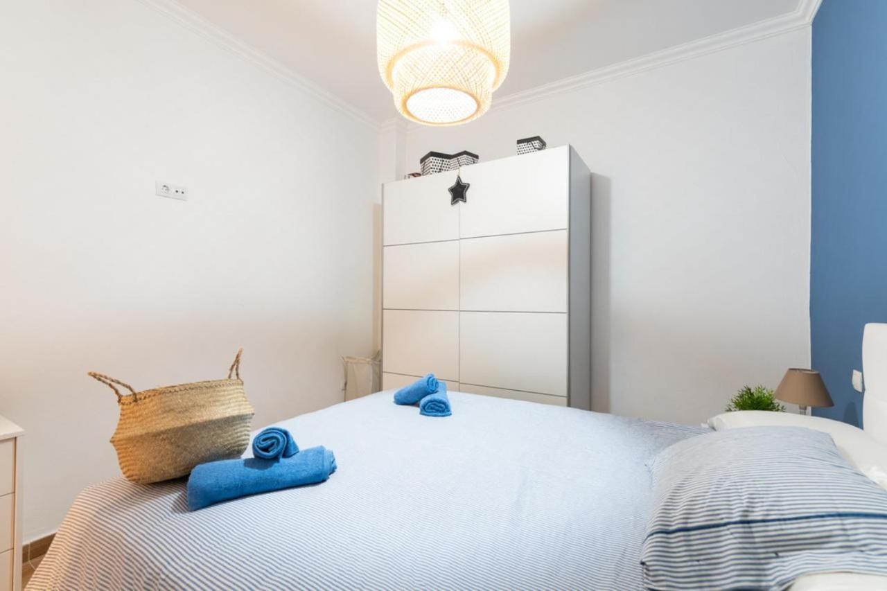 Charming 2 Apartment, 3 Beds-10 Min Walk To Canteras Las Palmas de Gran Canaria