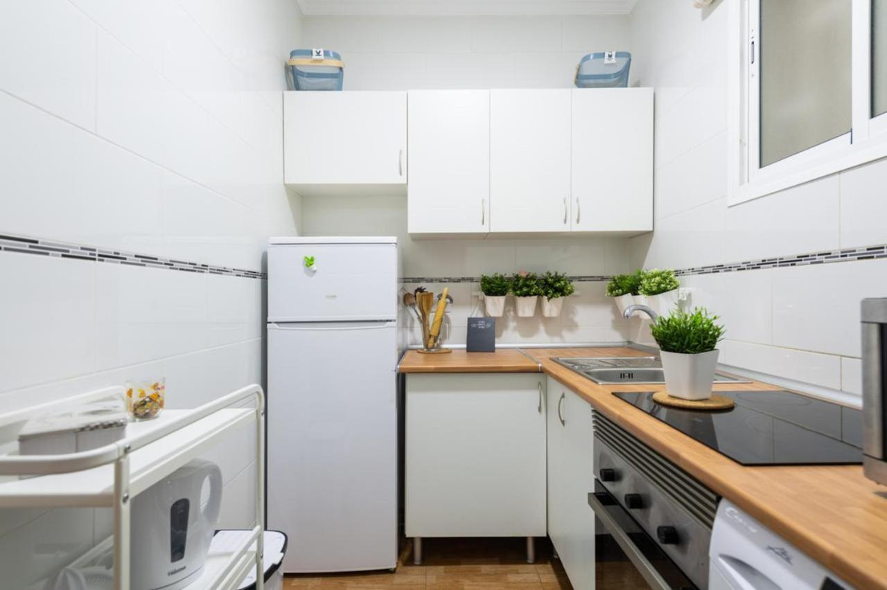 Charming 2 Apartment, 3 Beds-10 Min Walk To Canteras * Las Palmas de Gran Canaria